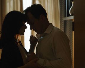 Alexandra Breckenridge nude – Zipper (2015)