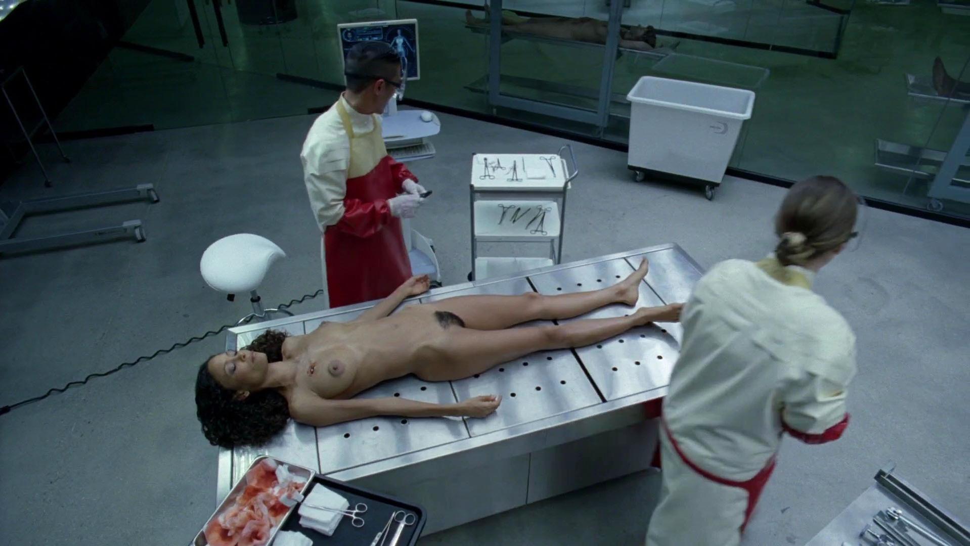 Thandie Newton nude - Westworld s01e07 (2016) .