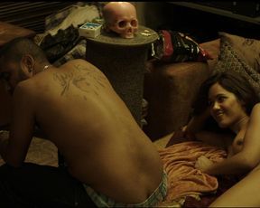 Joelle Kayembe, Dominique Jossie. Inge Beckmann nackt – Zulu (2013)